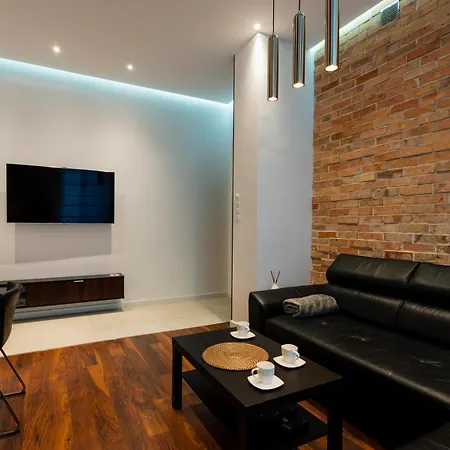 Luna Prestige - Old Town Center & Main Station Appartement *