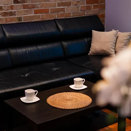 Luna Prestige - Old Town Center & Main Station *