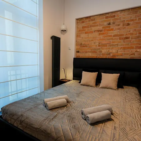 Apartman Luna Prestige - Old Town Center & Main Station *